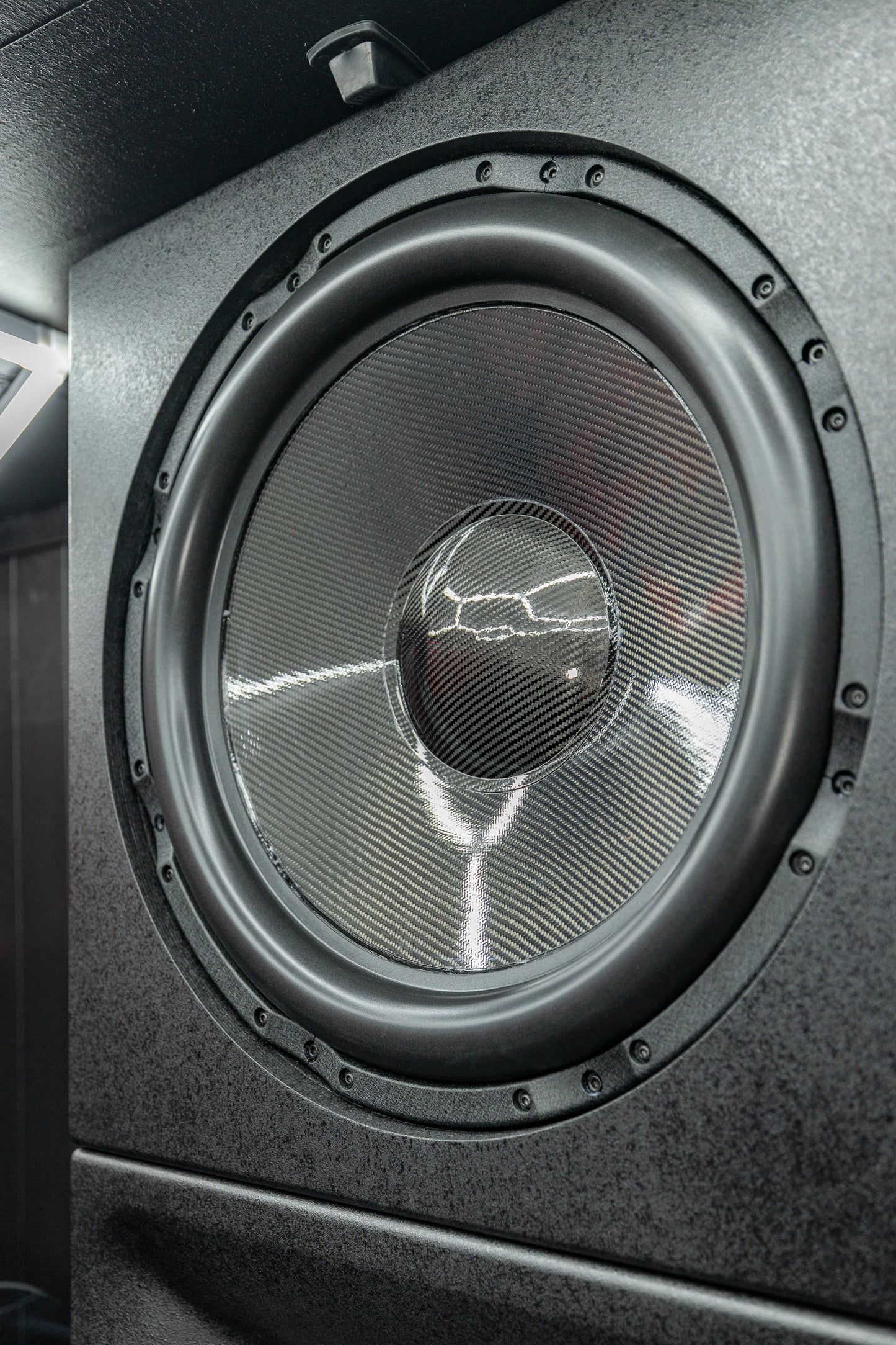 Brand New RTJ 24 subwoofer - Upgrade your BASS! 24inch Carbon Fiber and Rack mount 4000 watt amplifier 🤯